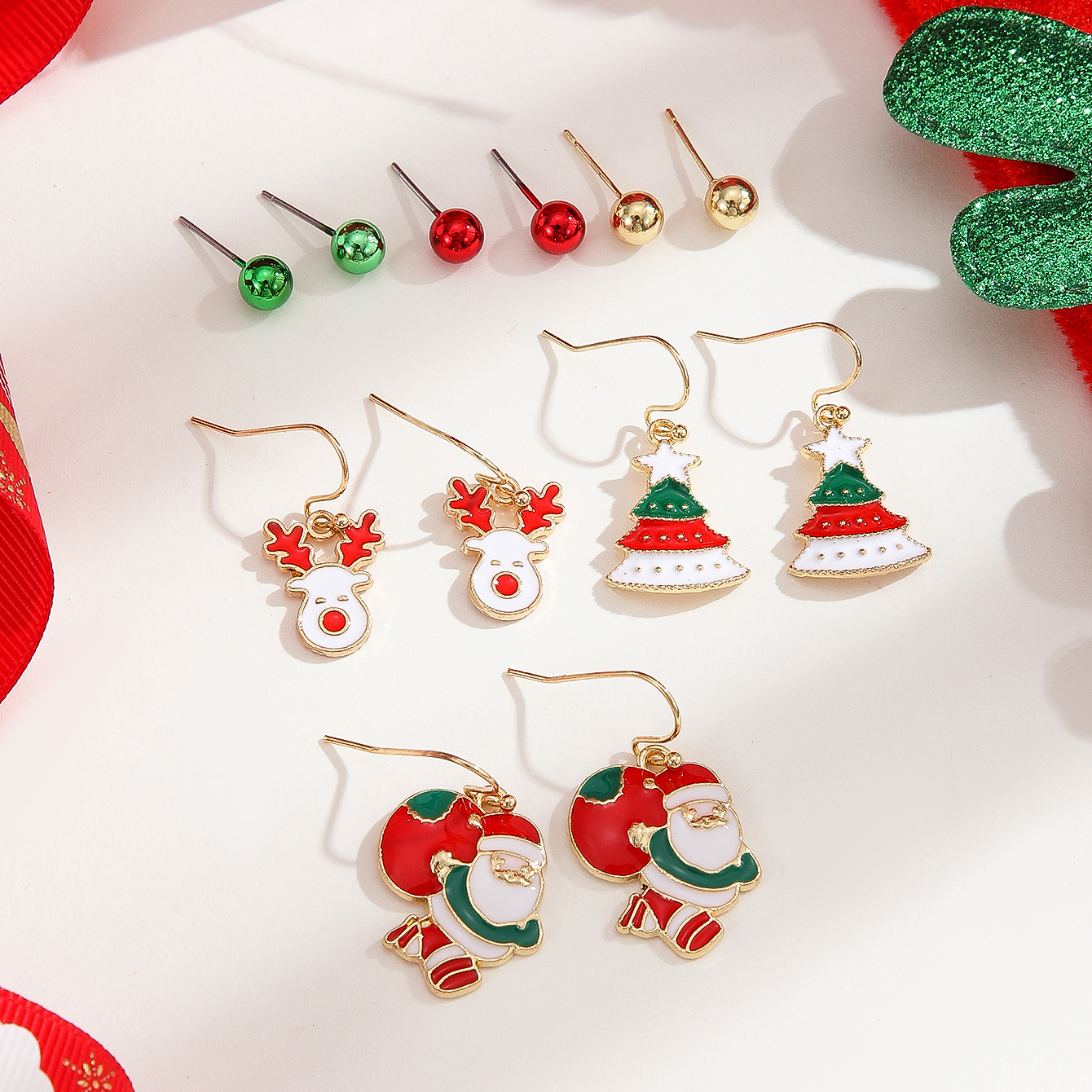 6 Pairs Christmas Santa Claus Plating Alloy Gold Plated Drop Earrings display picture 4