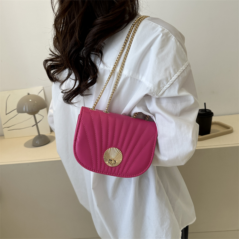 Women's Pu Leather Solid Color Cute Semicircle Flip Cover Shoulder Bag Crossbody Bag display picture 9