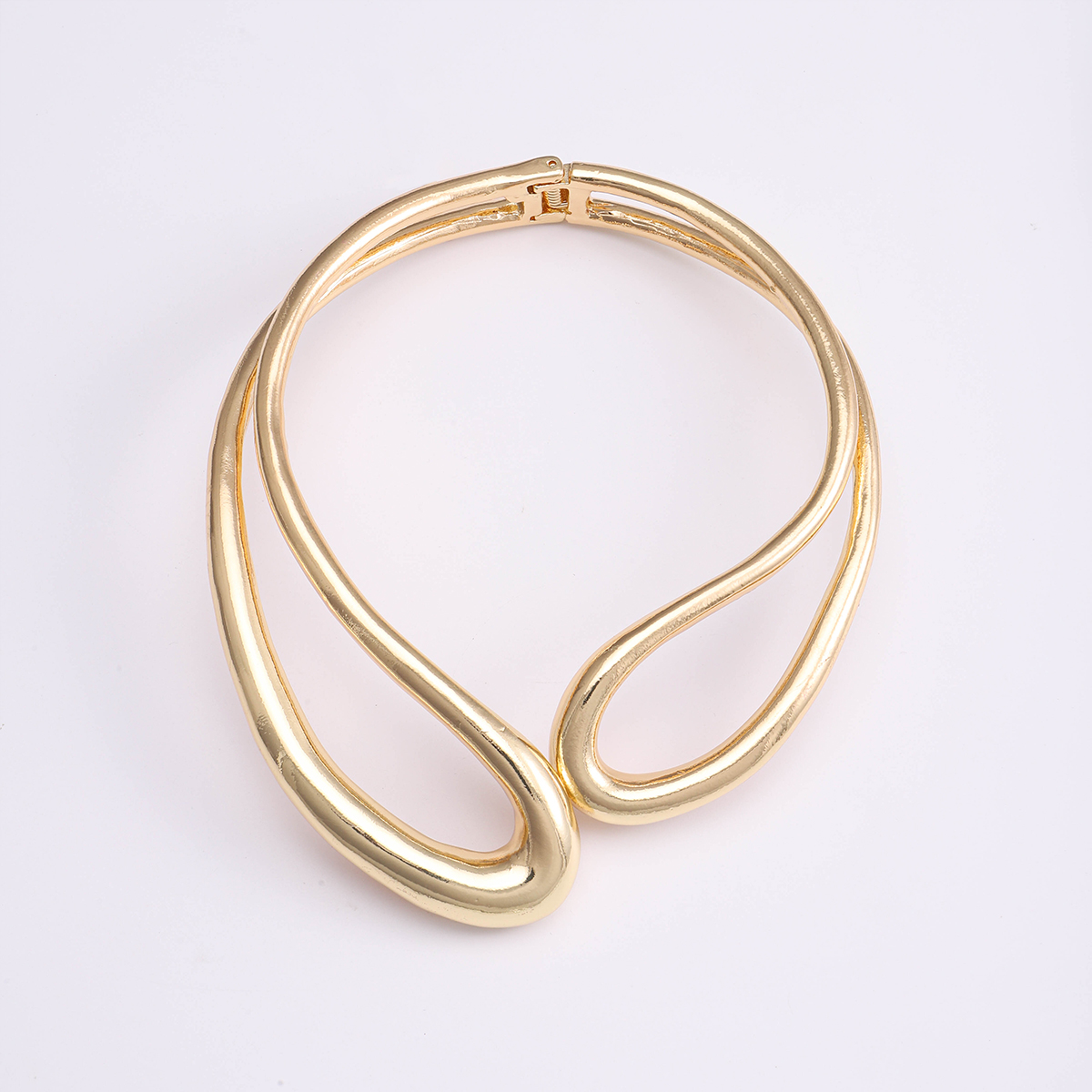 Nordic Style Exaggerated Geometric Alloy Plating Gold Plated Silver Plated Women's Bracelets Necklace display picture 16
