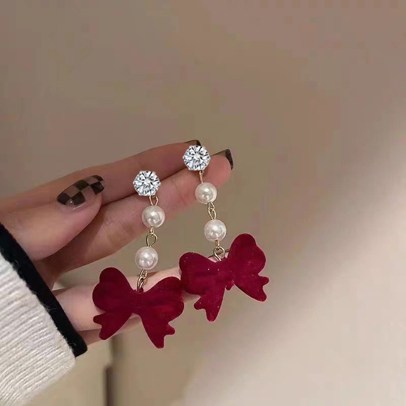 1 Pair Simple Style Classic Style Flower Inlay Flocking Rhinestones Pearl Drop Earrings display picture 7