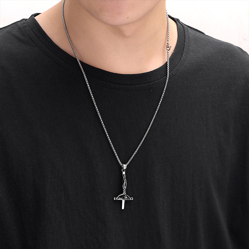 Retro Cross 304 Stainless Steel Plating 18K Gold Plated Men's Pendant Necklace display picture 4