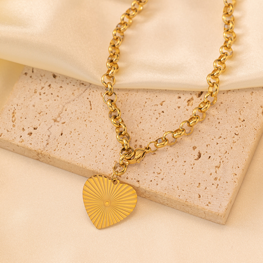 Edelstahl 304 18 Karat Vergoldet Einfacher Stil Polieren Überzug Herzform Halskette Mit Anhänger display picture 5
