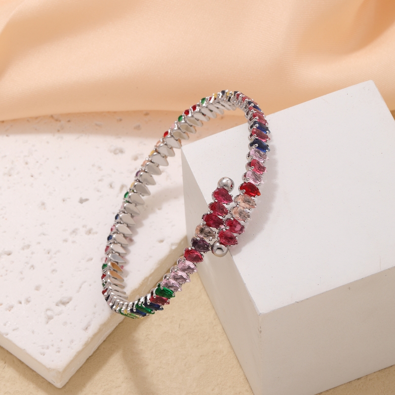 Style Simple Bloc De Couleur Le Cuivre Placage Incruster Zircon Bracelet display picture 6