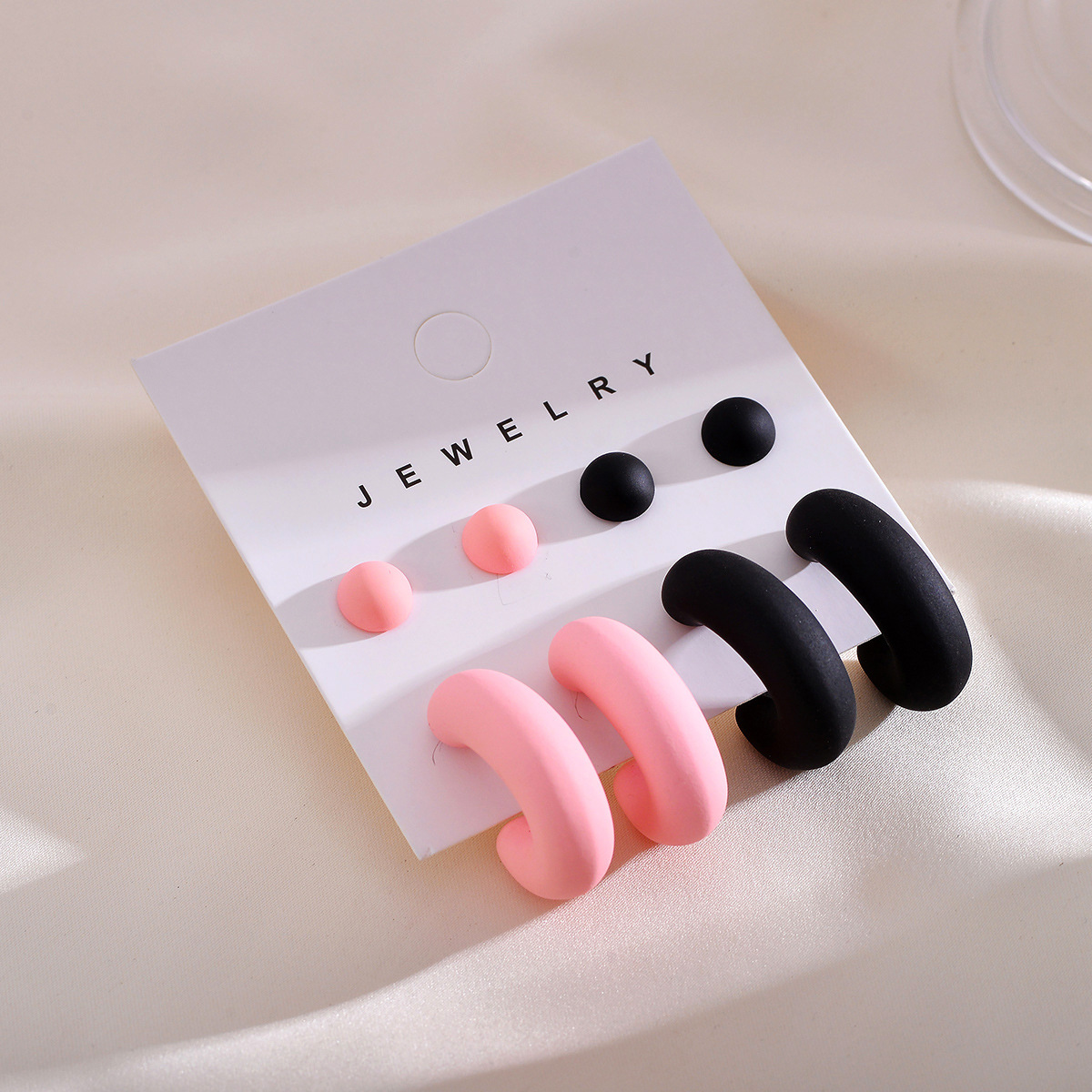 1 Set Simple Style Geometric Arylic Ear Studs display picture 3