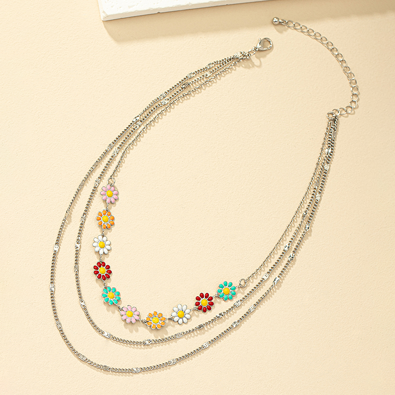 Elegant Flower Daisy Alloy Enamel Silver Plated Women's Three Layer Necklace display picture 7