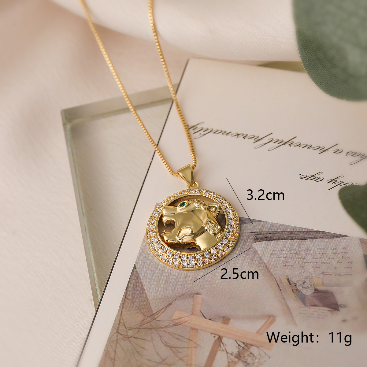 Simple Style Commute Animal Copper Plating Inlay Zircon 18k Gold Plated Pendant Necklace display picture 3