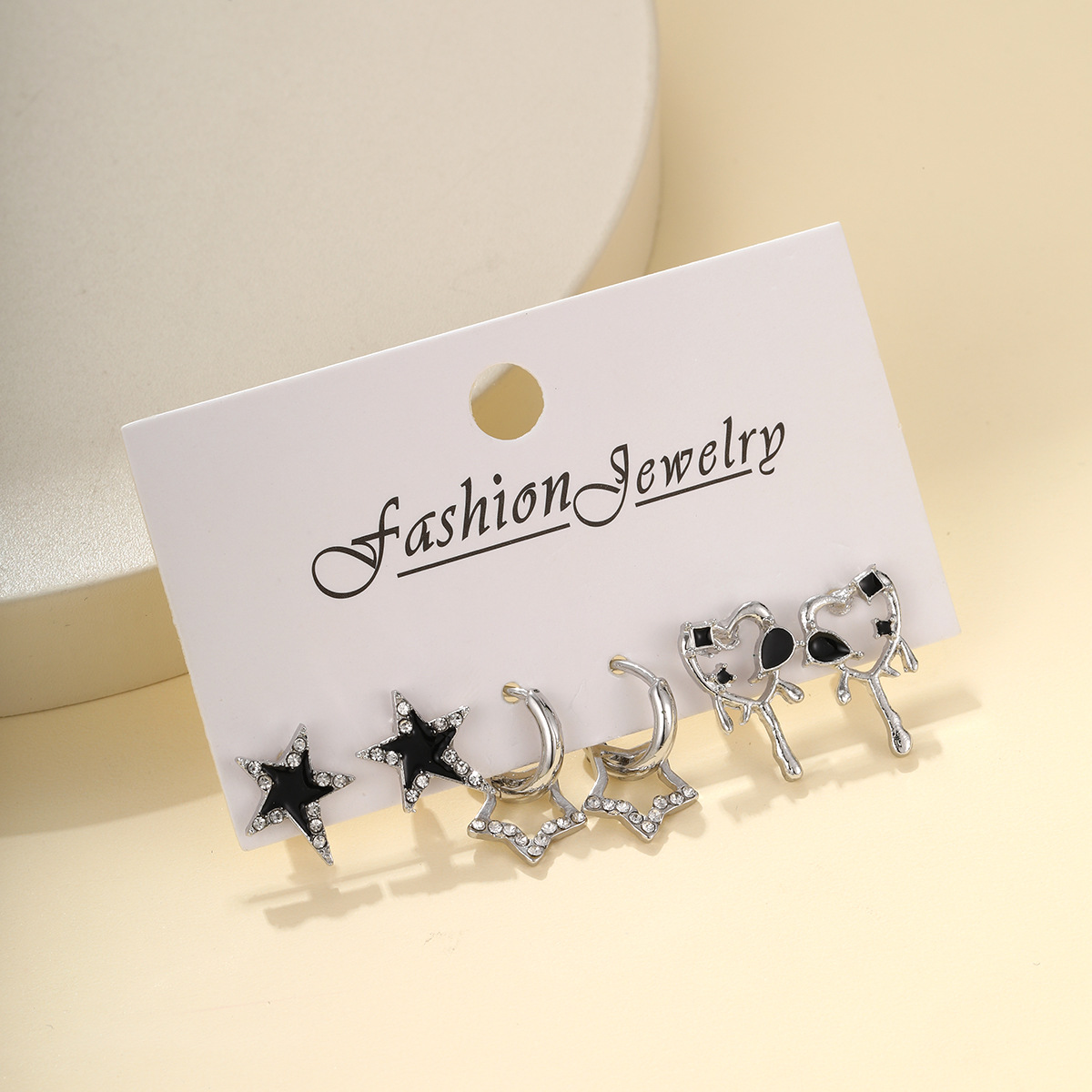1 Set Basic Modern Style Geometric Star Heart Shape Plating Alloy Earrings display picture 7