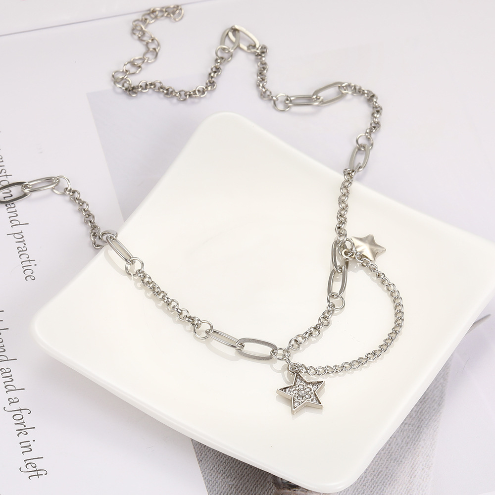 Simple Style Star Alloy Plating Women's Pendant Necklace display picture 1