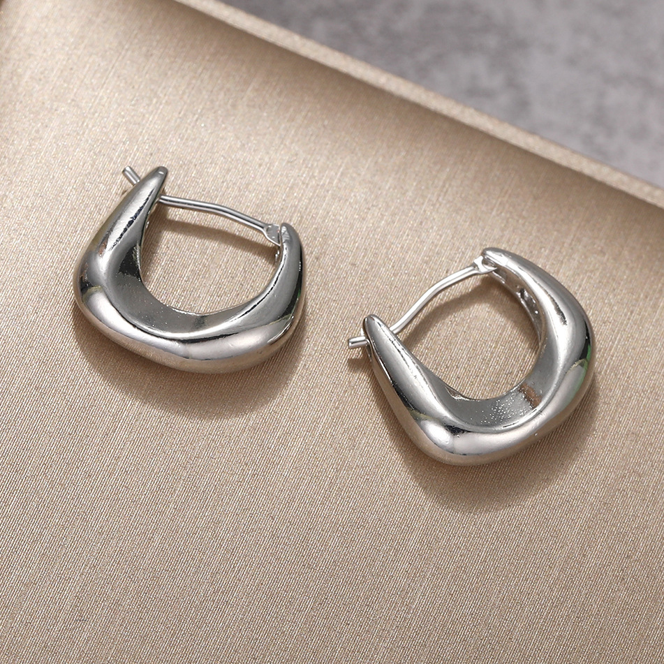 1 Paar Einfacher Stil U-form Irregulär Überzug Legierung Ohrringe display picture 4