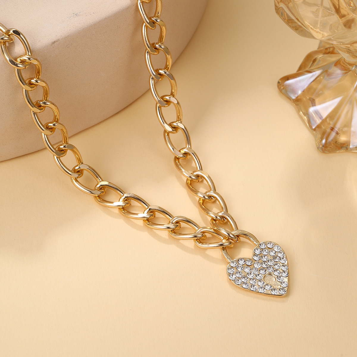 Sweet Heart Shape Alloy Zinc Alloy Women's Pendant Necklace display picture 3
