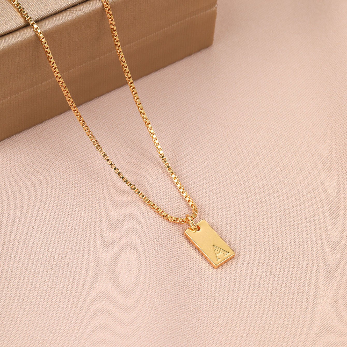 Ig Style Simple Style Letter Alloy Plating Women's Pendant Necklace display picture 6