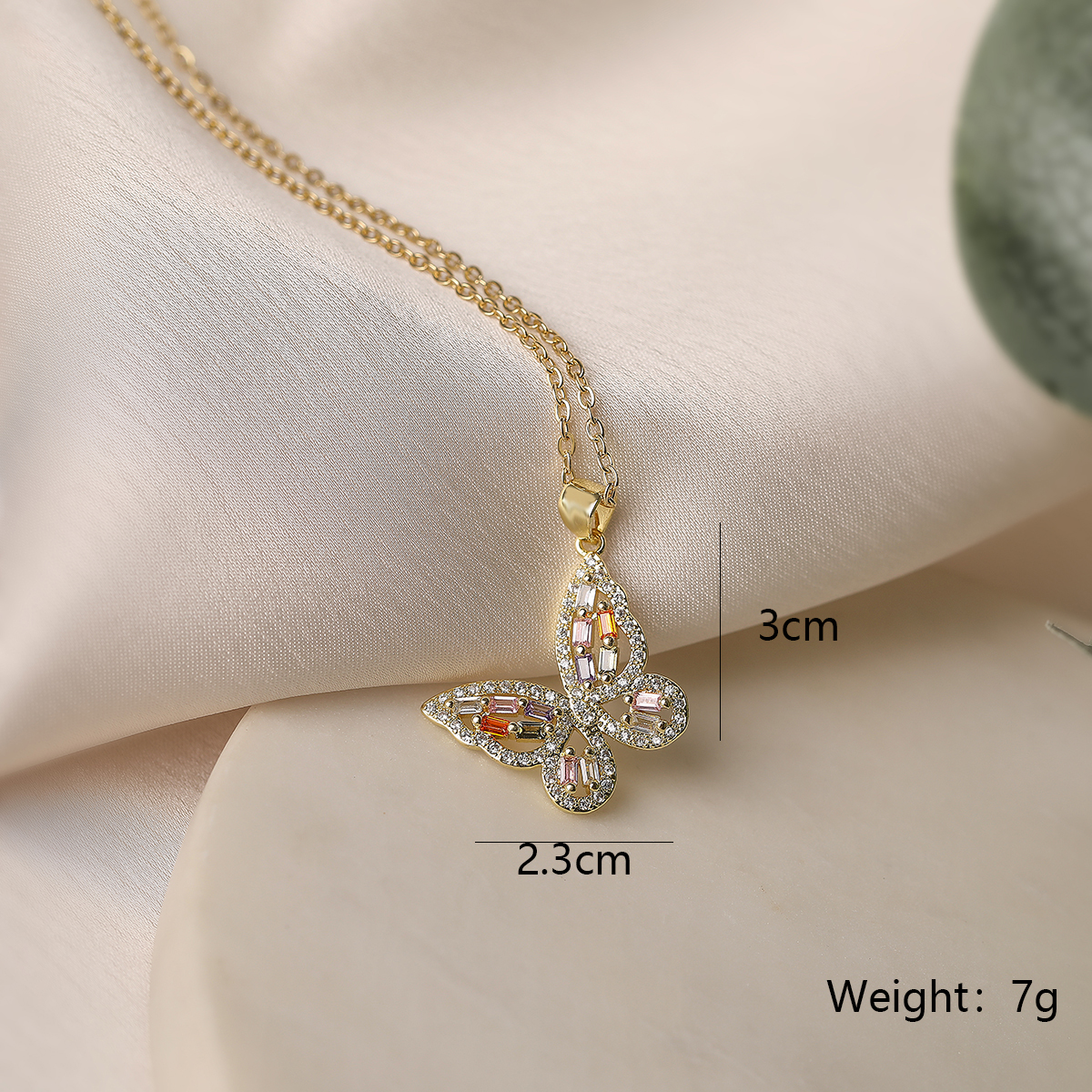 Simple Style Commute Butterfly Copper Plating Inlay Zircon 18k Gold Plated Pendant Necklace display picture 2