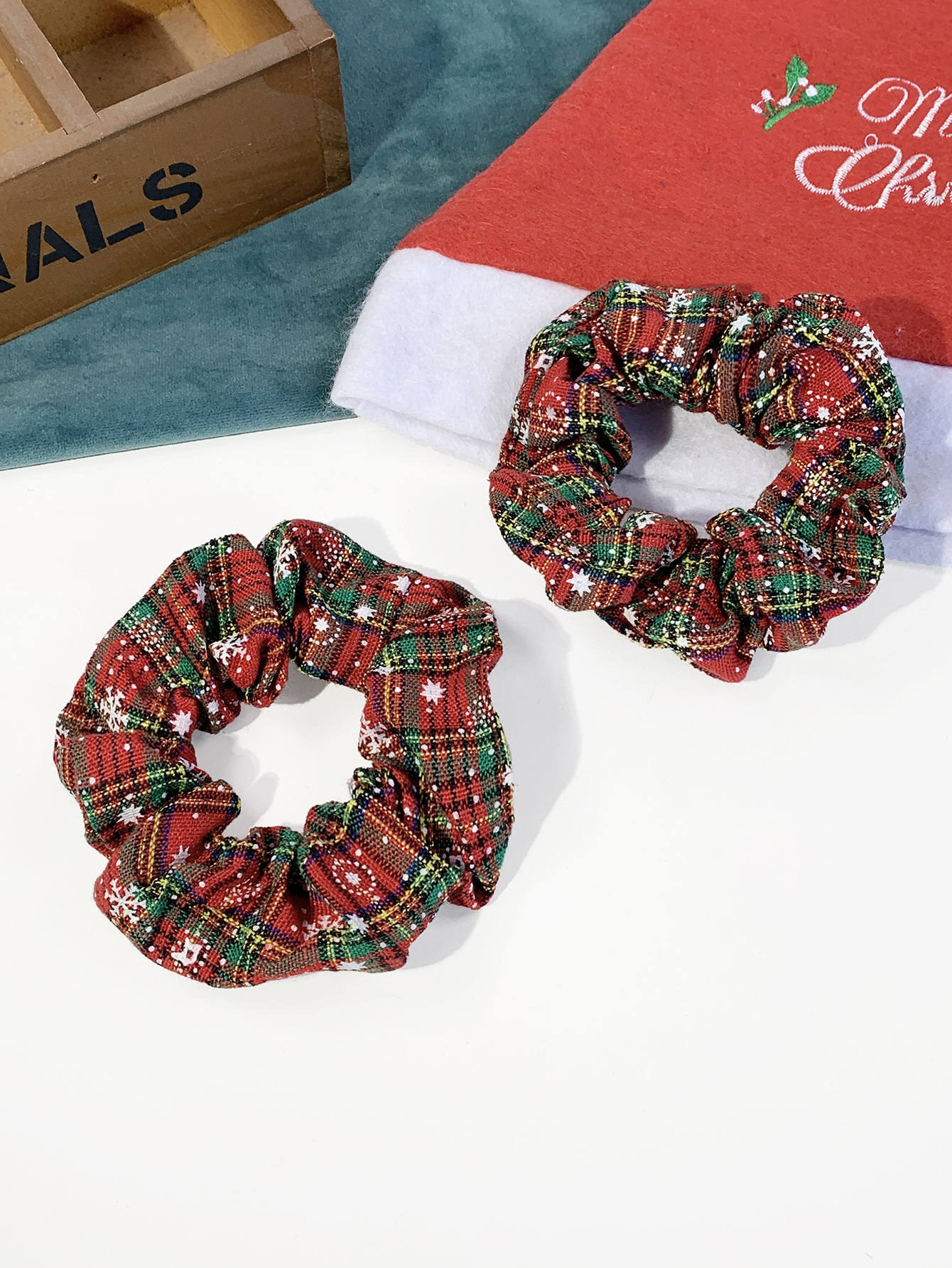 Elegant Christmas Pastoral Plaid Cloth Hair Tie display picture 2