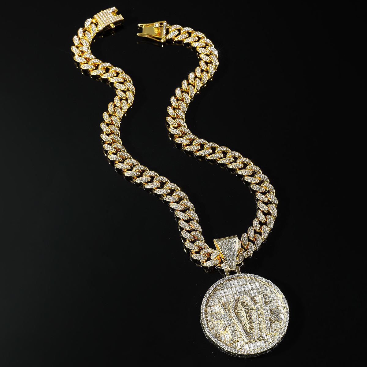 Hip-hop Round Alloy Inlay Rhinestones Men's Pendant Necklace display picture 3