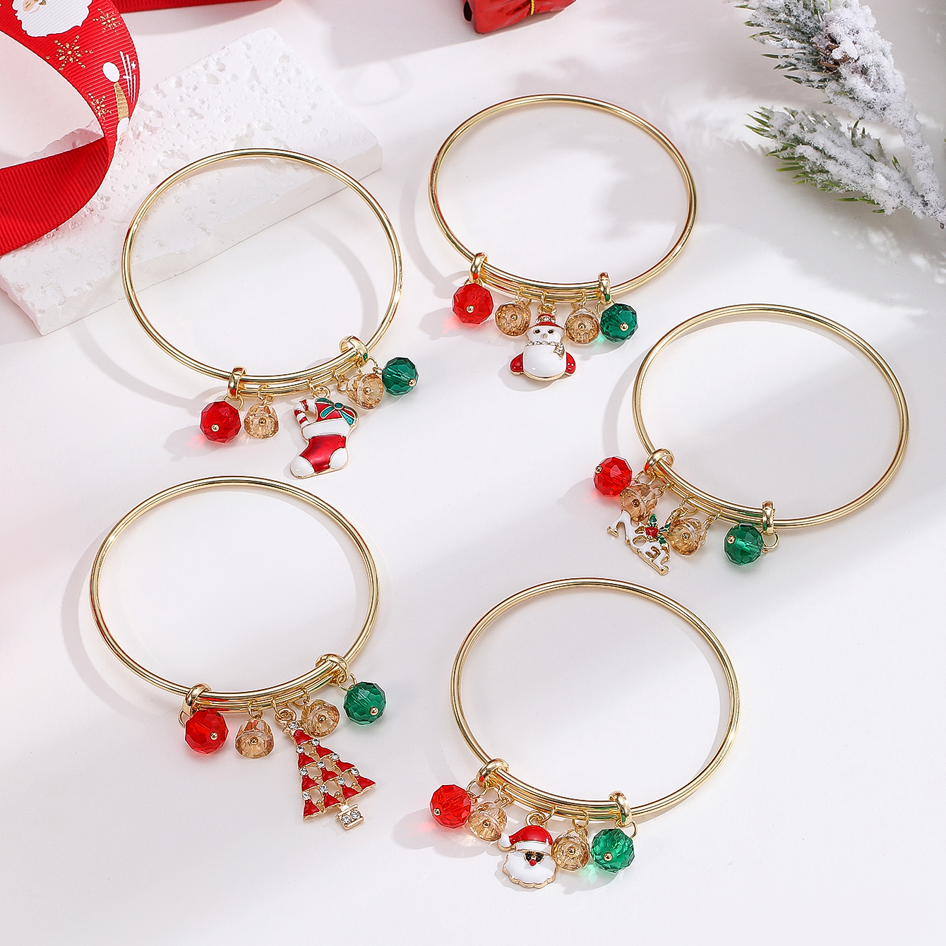 Casual Christmas Streetwear Christmas Tree Santa Claus Alloy Inlay Crystal Gold Plated Women's Bangle display picture 9