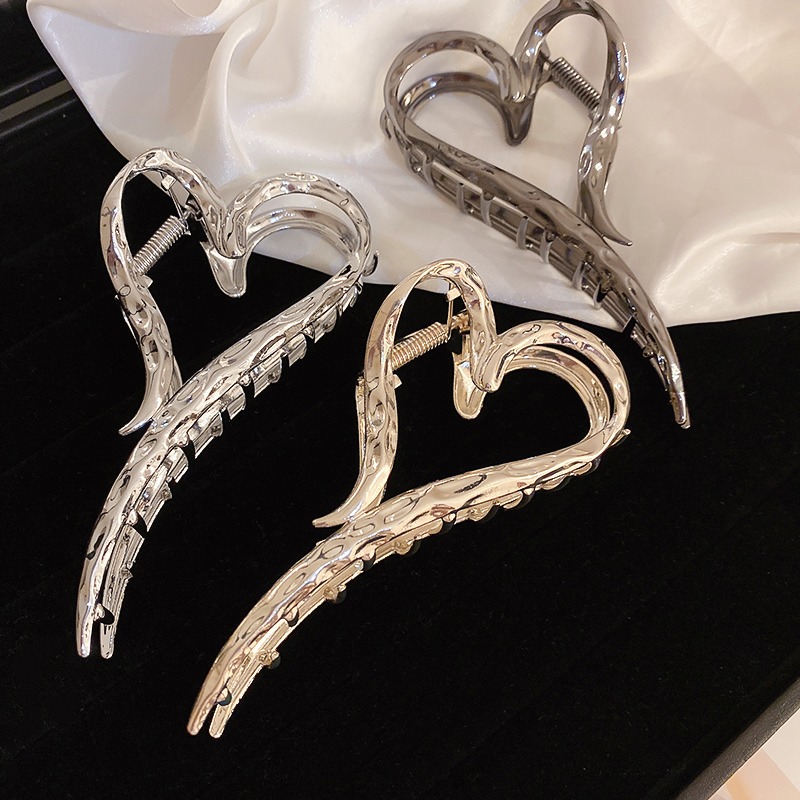 Simple Style Heart Shape Alloy Plating Hair Claws display picture 7