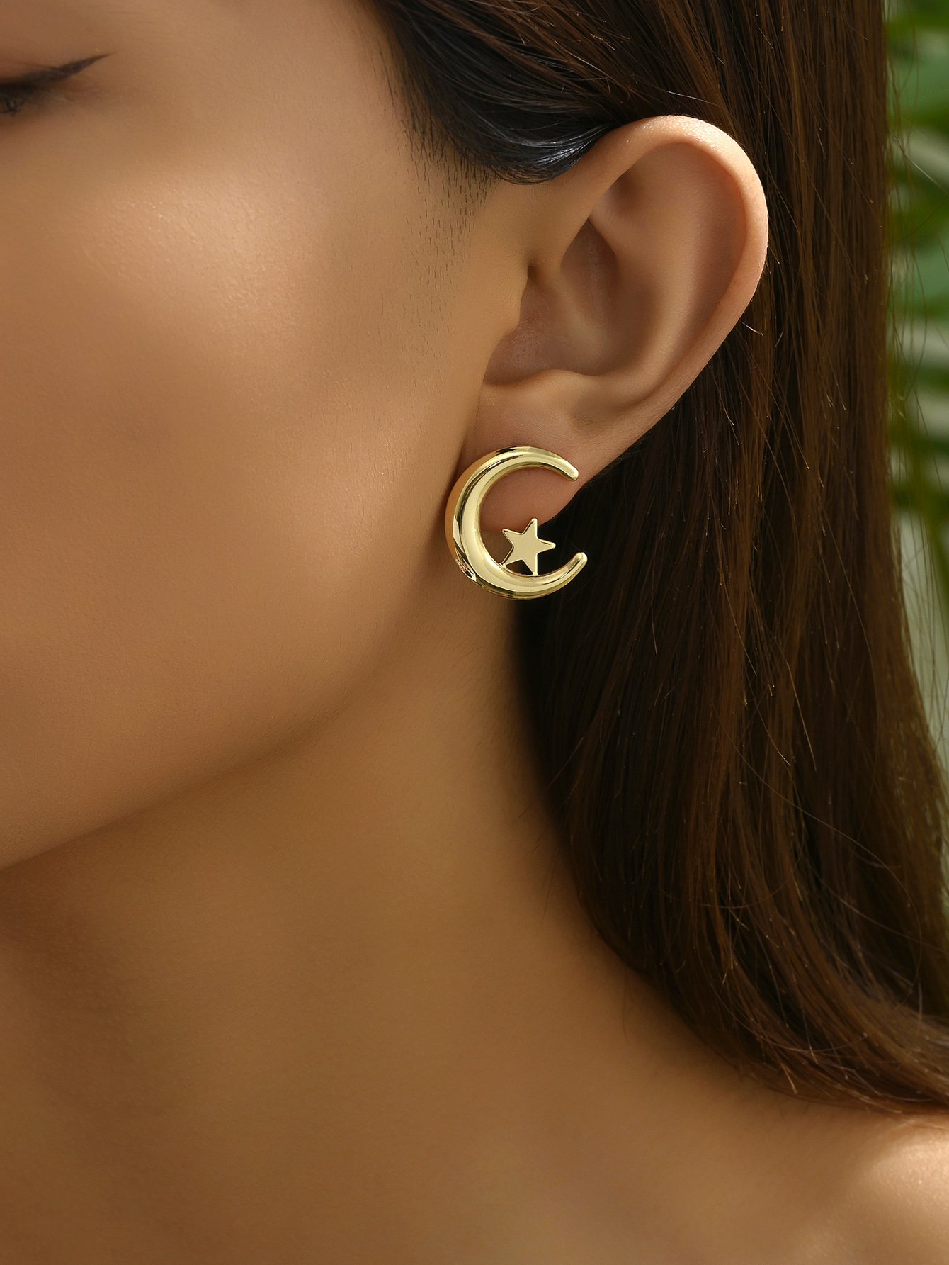 1 Pair Basic Round Moon Iron Ear Studs display picture 11