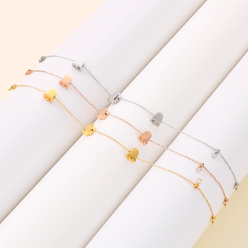 Casual Basic Flower Titanium Steel 18K Gold Plated Bracelets In Bulk display picture 3