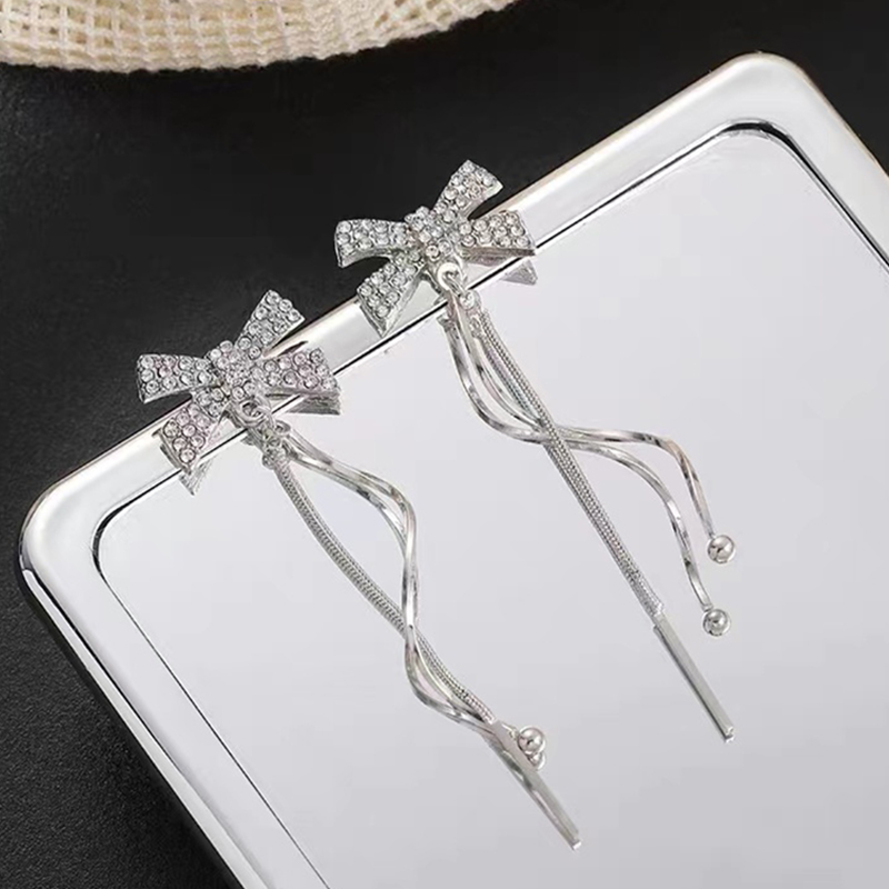 1 Pair Elegant Sweet Bow Knot Plating Inlay Alloy Artificial Rhinestones White Gold Plated Drop Earrings display picture 4