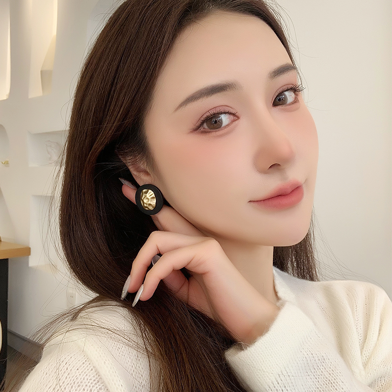 1 Pair Simple Style Classic Style Color Block Plating Alloy Gold Plated Ear Studs display picture 5