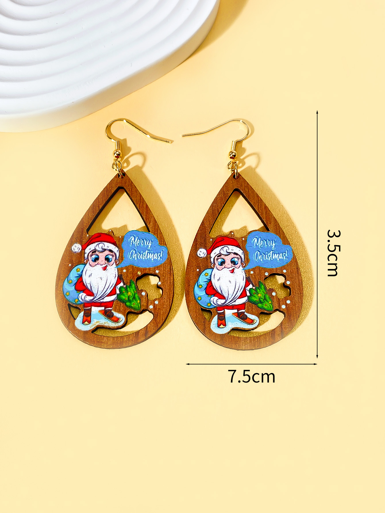1 Pair Christmas Streetwear Animal Santa Claus Snowflake Wood Drop Earrings display picture 19