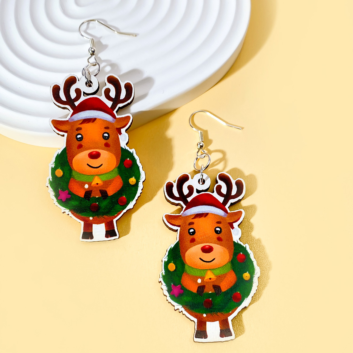 1 Pair Christmas Streetwear Animal Santa Claus Snowflake Wood Drop Earrings display picture 23