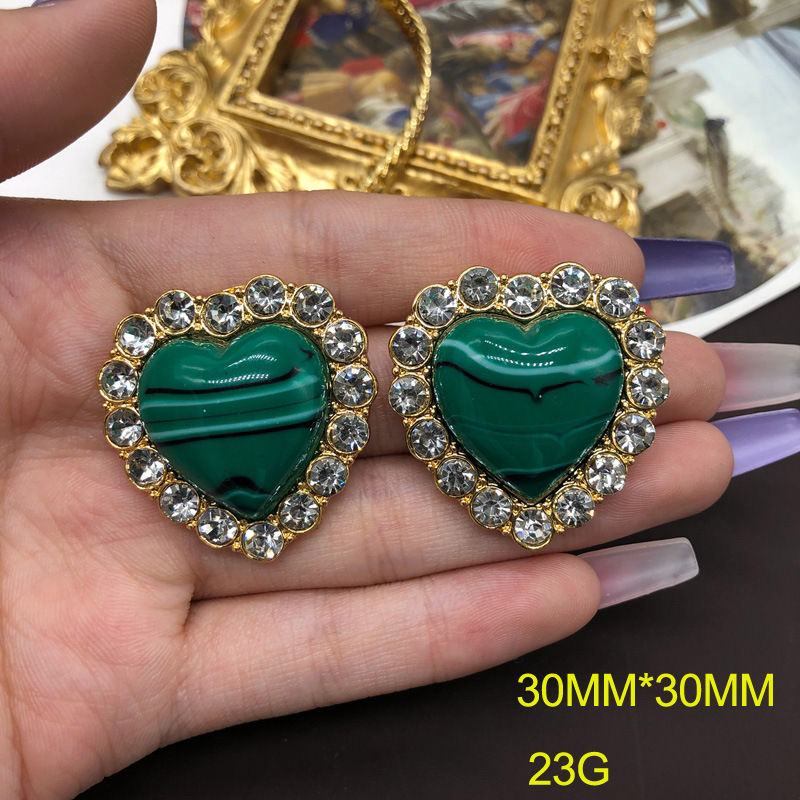 Estilo Moderno Forma De Corazón Aleación Embutido Diamantes De Imitación Mujeres Aretes Collar display picture 5