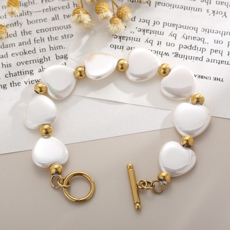 Style Simple Style Classique Forme De Cœur Perle Artificielle Acier Au Titane Perlé Femmes Bracelets display picture 2
