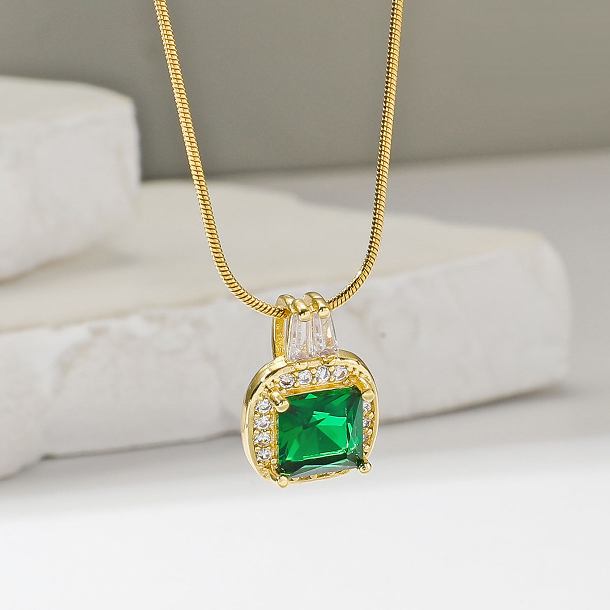 Simple Style Square Stainless Steel Plating Inlay Zircon 18k Gold Plated Pendant Necklace display picture 6