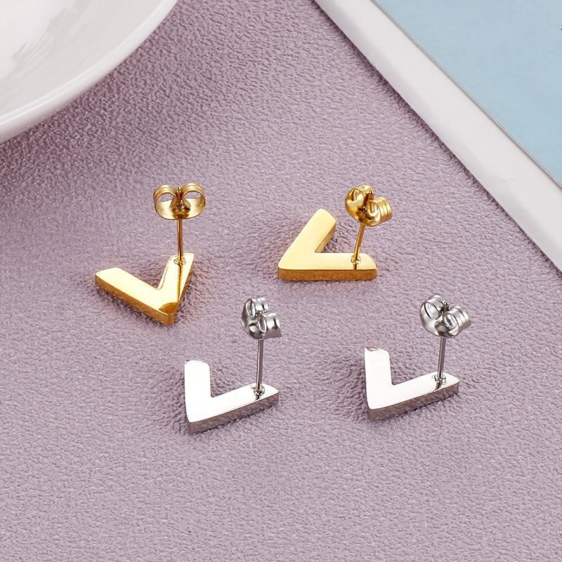 1 Piece Basic Triangle Plating Inlay Stainless Steel Rhinestones 18K Gold Plated Ear Studs display picture 4