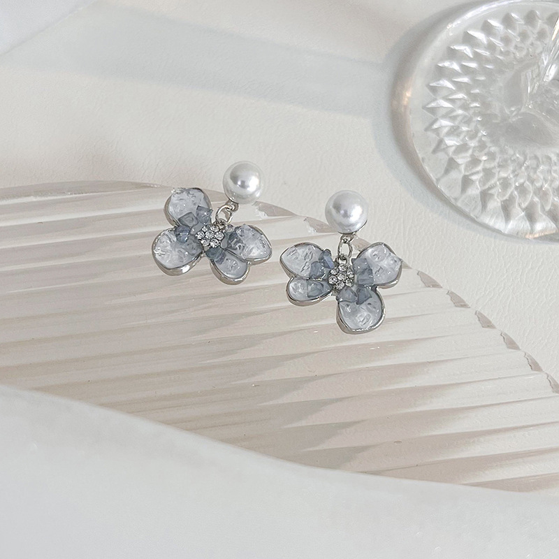 1 Pair Sweet Flower Plating Alloy White Gold Plated Ear Studs display picture 1