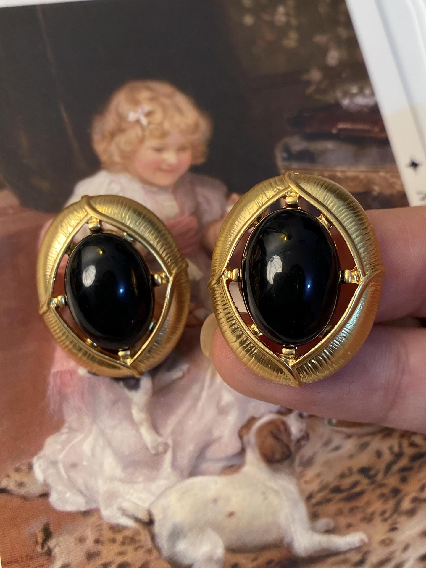 1 Paire Style Vintage Ovale Placage Métal Boucles D'oreilles display picture 3