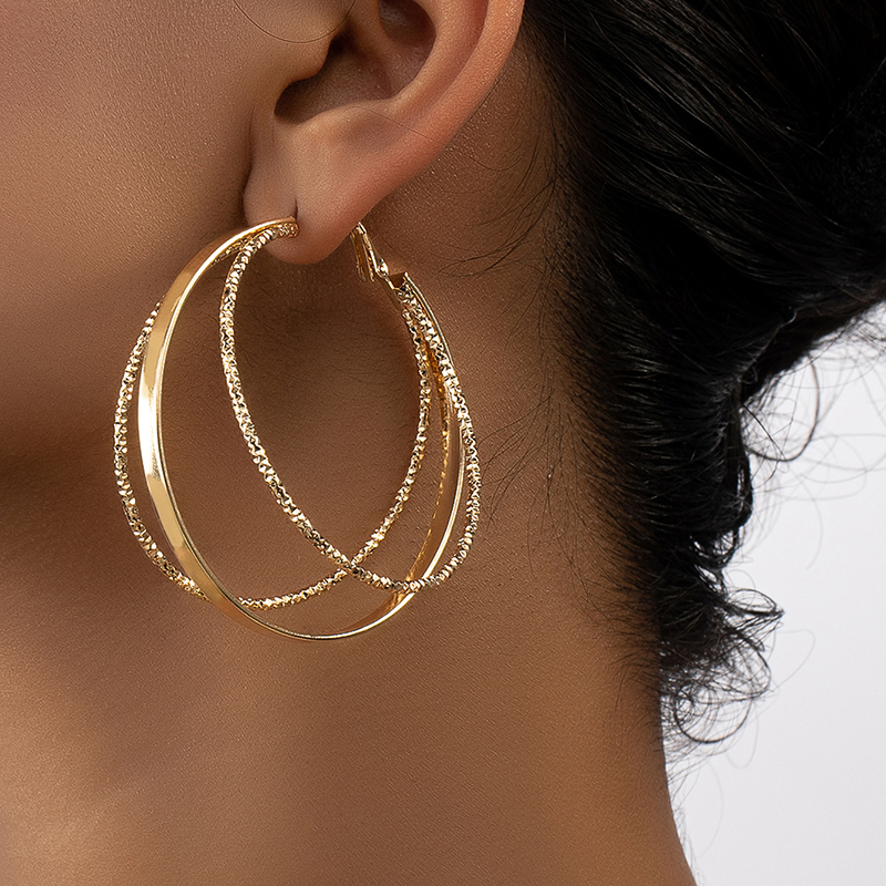 1 Pair Rock Romantic Classic Style Circle Layered Plating Alloy Ferroalloy 14k Gold Plated Hoop Earrings display picture 6