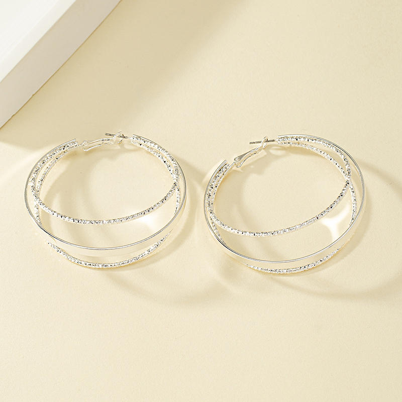 1 Pair Rock Romantic Classic Style Circle Layered Plating Alloy Ferroalloy 14k Gold Plated Hoop Earrings display picture 1