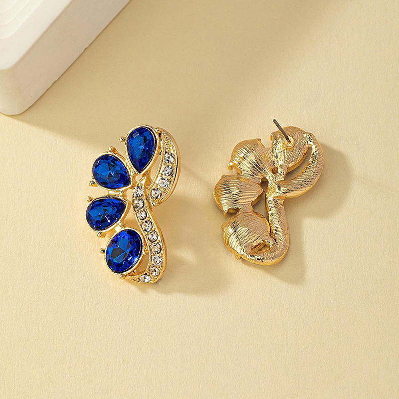 Wholesale Jewelry Retro Luxurious French Style Flower Alloy Ferroalloy Acrylic Glass 14k Gold Plated Plating Inlay Ear Studs display picture 5