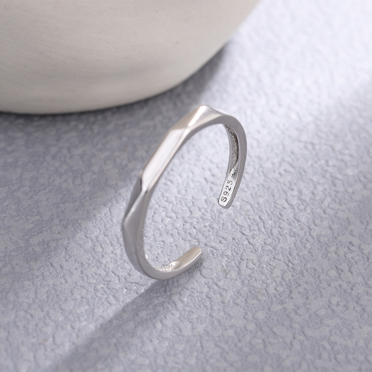 Dame Einfacher Stil Kreis Sterling Silber Überzug Offener Ring display picture 1