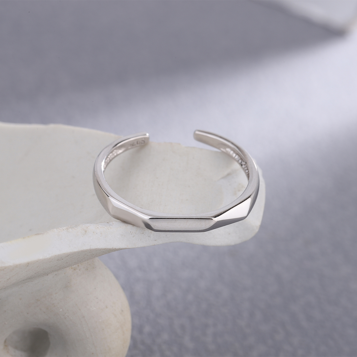 Dame Einfacher Stil Kreis Sterling Silber Überzug Offener Ring display picture 3