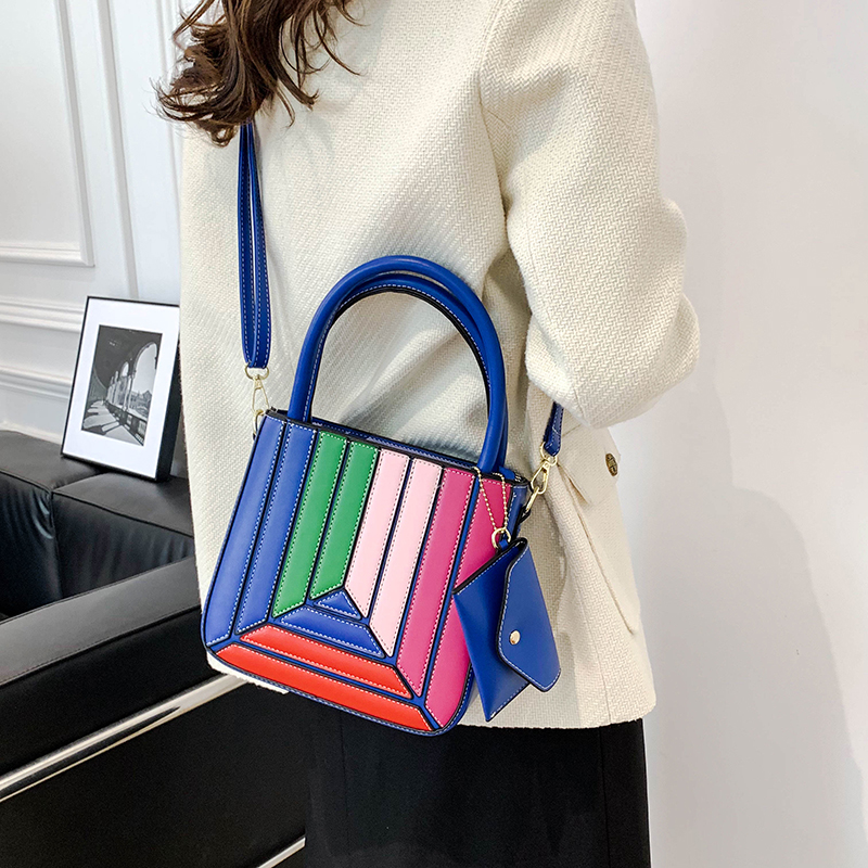Women's All Seasons Pu Leather Color Block Streetwear Sewing Thread Square Zipper Handbag display picture 7