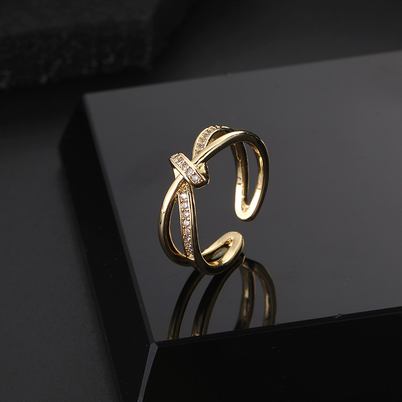 Einfacher Stil Geometrisch Kupfer Vergoldet Zirkon Offener Ring In Masse display picture 1