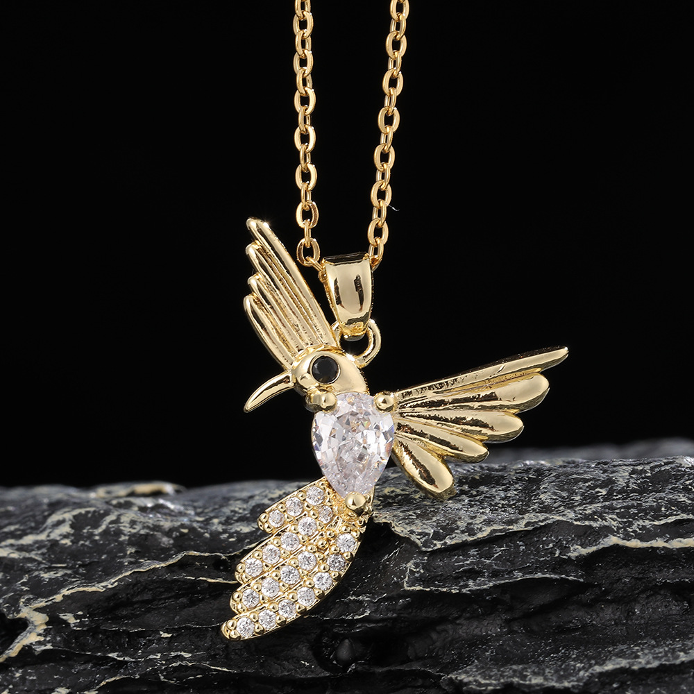 Süss Einfacher Stil Vogel Kupfer Vergoldet Zirkon Halskette Mit Anhänger In Masse display picture 4
