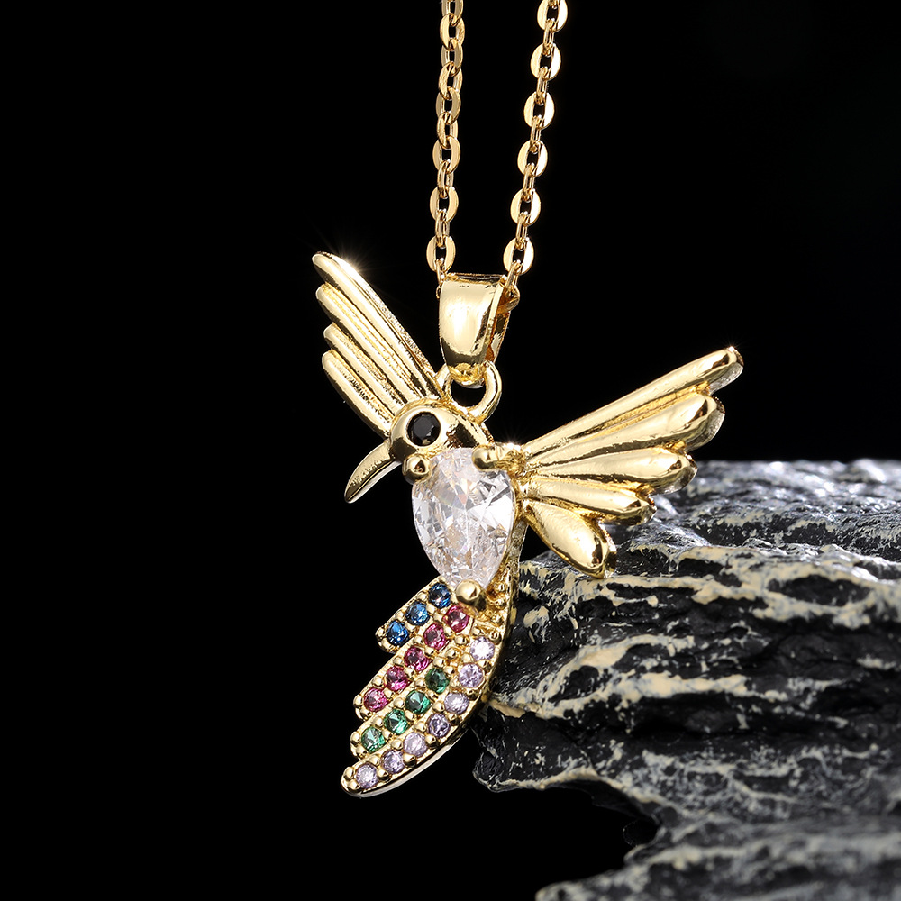 Süss Einfacher Stil Vogel Kupfer Vergoldet Zirkon Halskette Mit Anhänger In Masse display picture 6