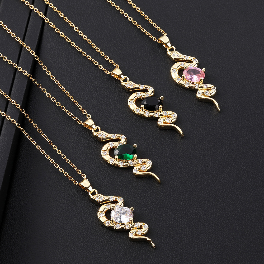 Casual Retro Simple Style Snake Copper Plating Inlay Zircon Gold Plated Pendant Necklace display picture 2