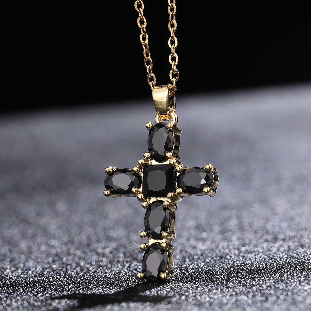 Hip-hop Retro Simple Style Cross Copper Inlay Zircon Pendant Necklace display picture 5