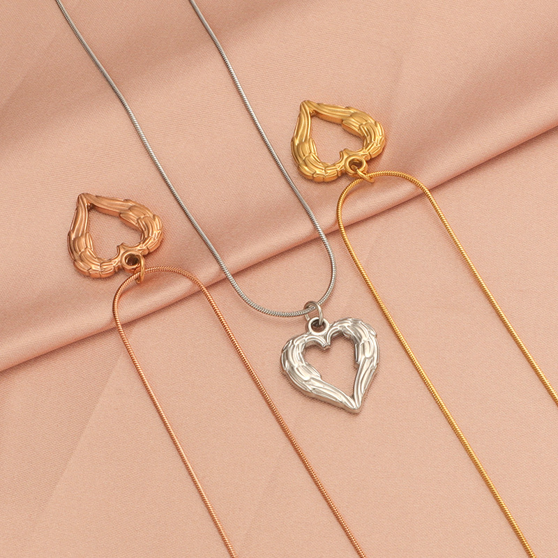 Stainless Steel 18K Gold Plated Simple Style Plating Hollow Out Heart Shape None Pendant Necklace Necklace display picture 22