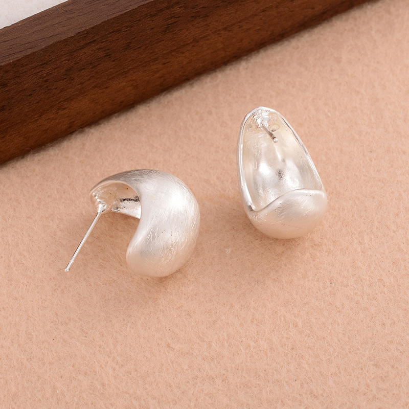 1 Pair Simple Style Solid Color Plating Copper Alloy Silver Plated Ear Studs display picture 3