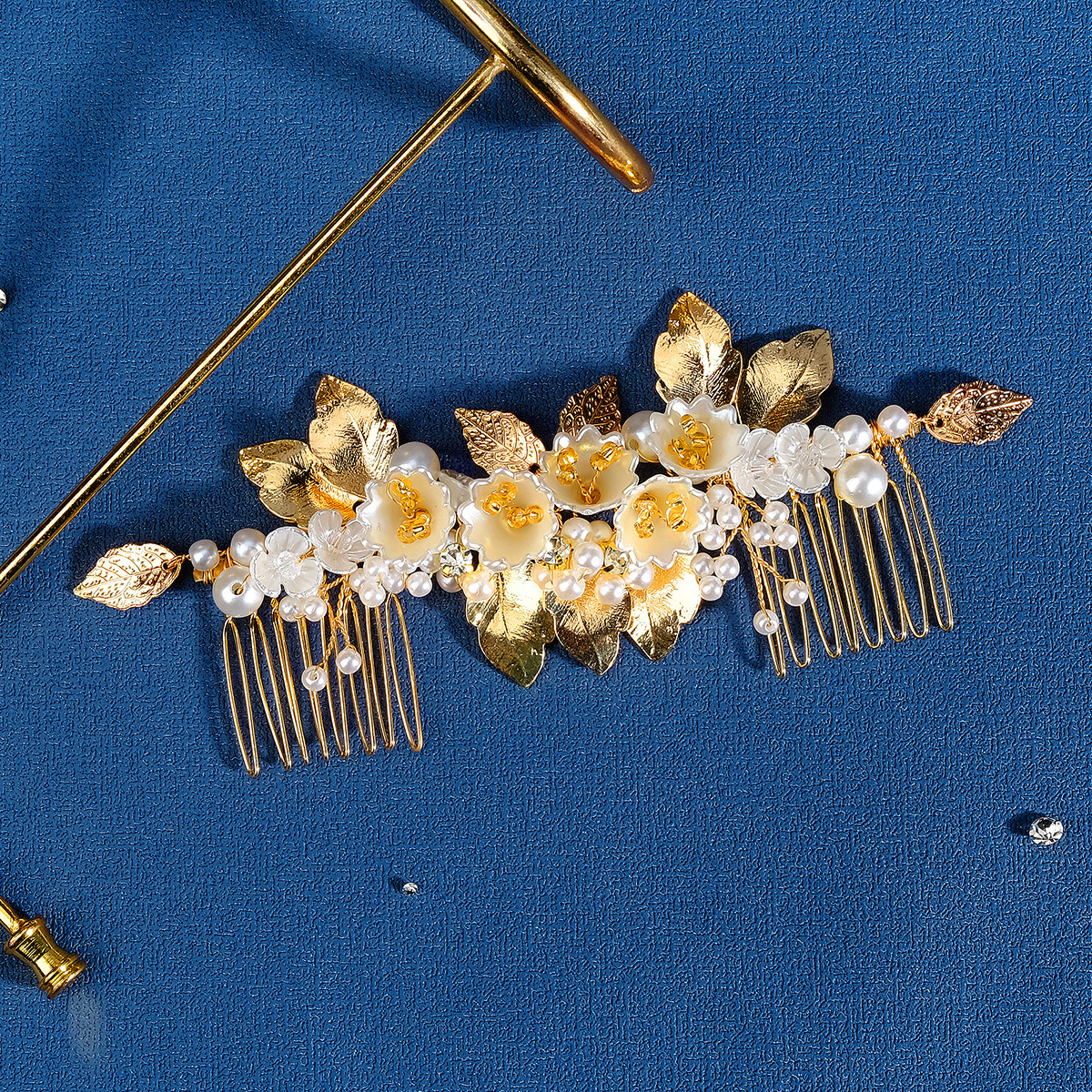 Retro Blatt Blume Legierung Perle Überzug Inlay Strasssteine Kamm Einsetzen display picture 4