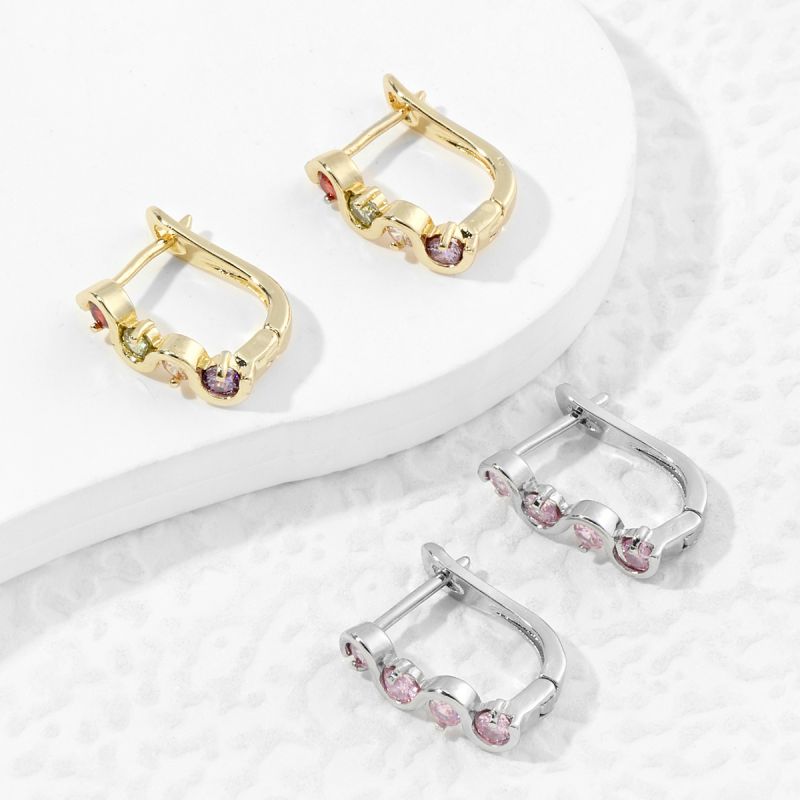 1 Pair Luxurious S Shape Plating Inlay Copper Zircon 18k Gold Plated White Gold Plated Earrings display picture 6