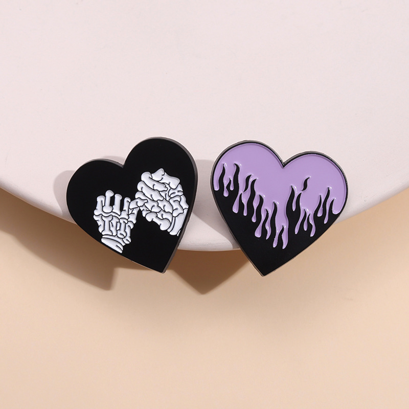 Cartoon Style Cute Sea Wave Heart Shape Skull Alloy Stoving Varnish Unisex Brooches display picture 4