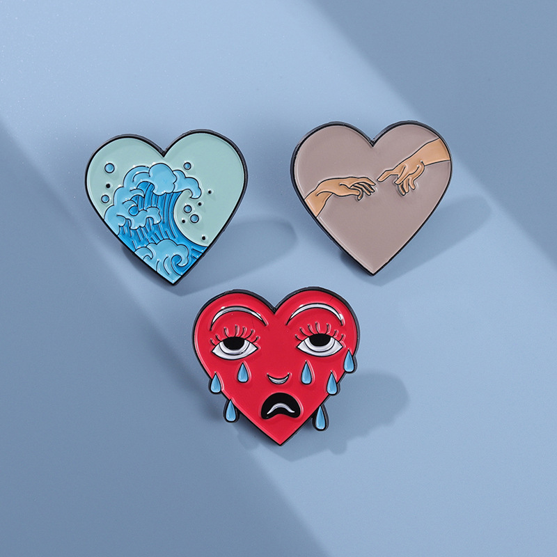 Cartoon Style Cute Sea Wave Heart Shape Skull Alloy Stoving Varnish Unisex Brooches display picture 6
