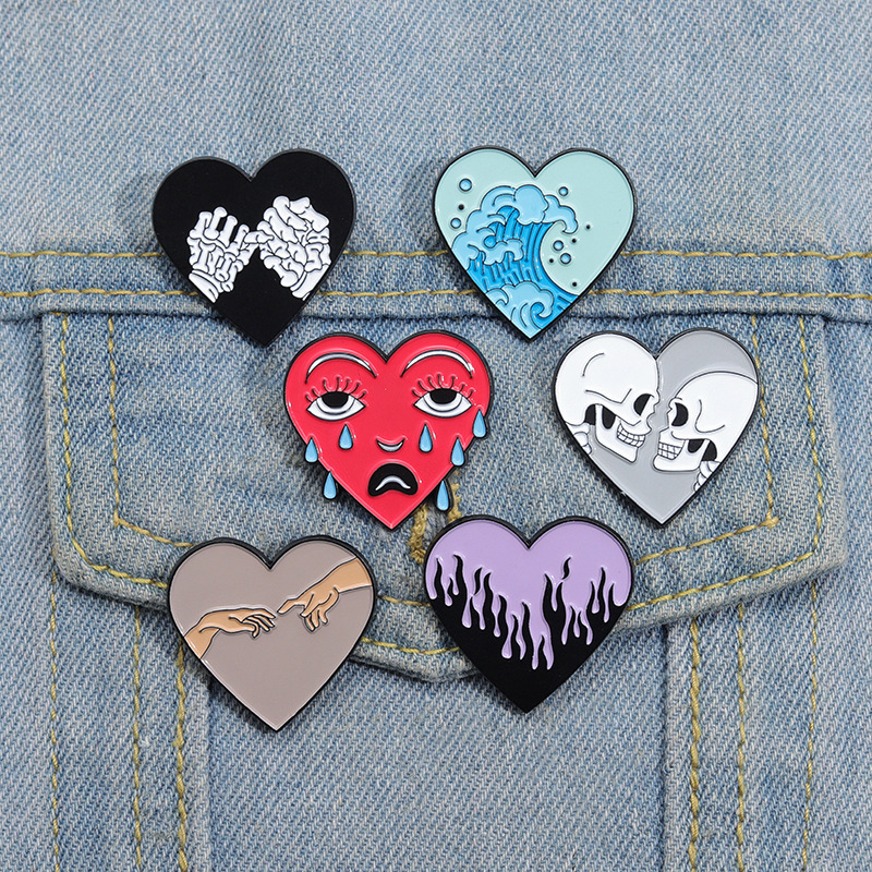 Cartoon Style Cute Sea Wave Heart Shape Skull Alloy Stoving Varnish Unisex Brooches display picture 9